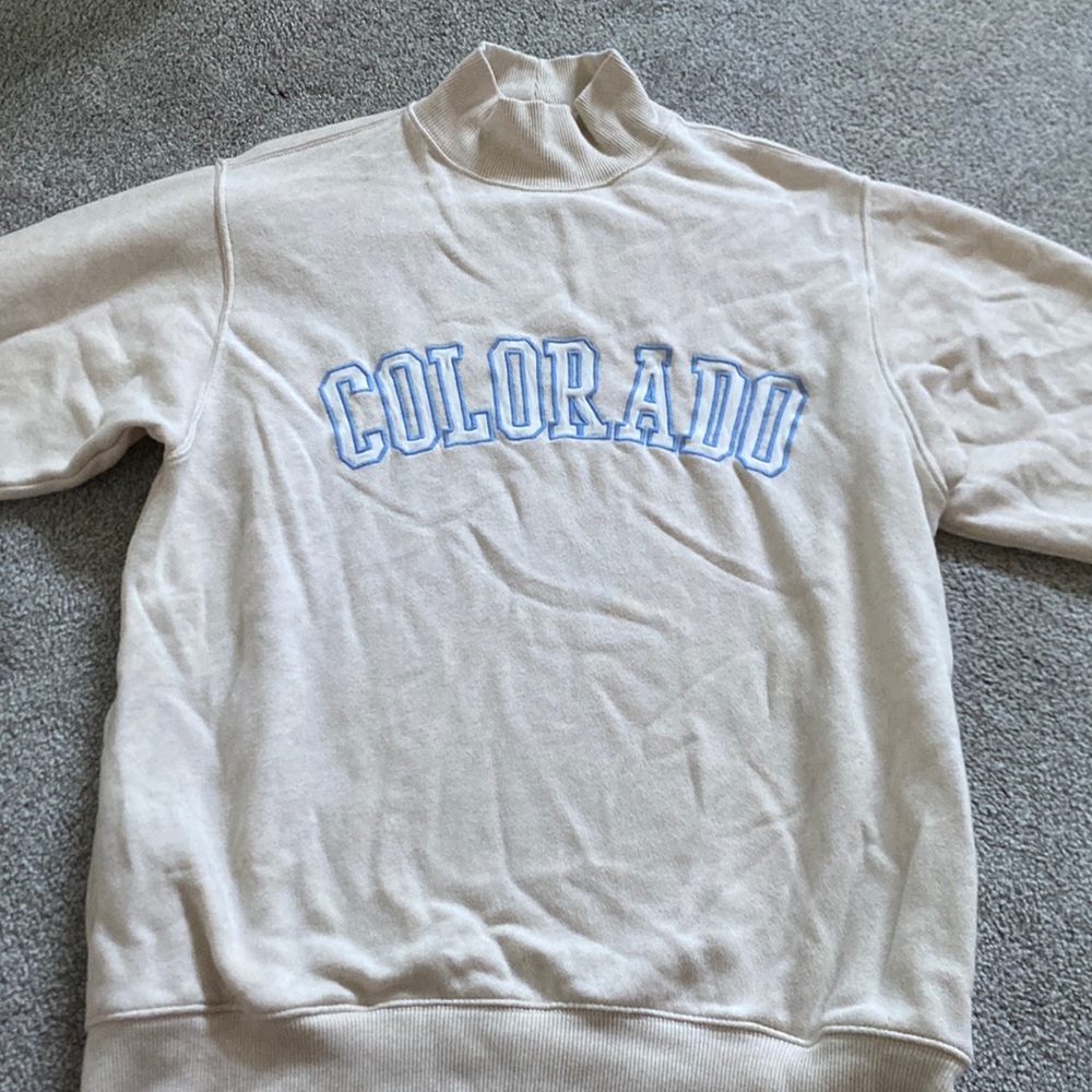 Aerie Colorado turtle neck sweatshirt